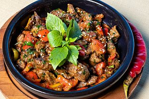 Wok Tavada Pratik Sac Kavurma