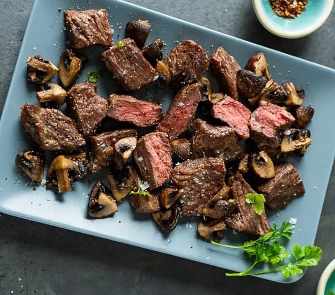 Air Fryer’da Biftek Lokmaları ve Mantar